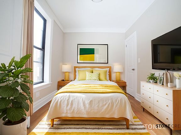 4th image of 515 W 122nd St APT 25