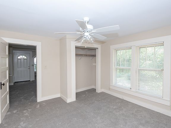 Another pic of the Bedroom.