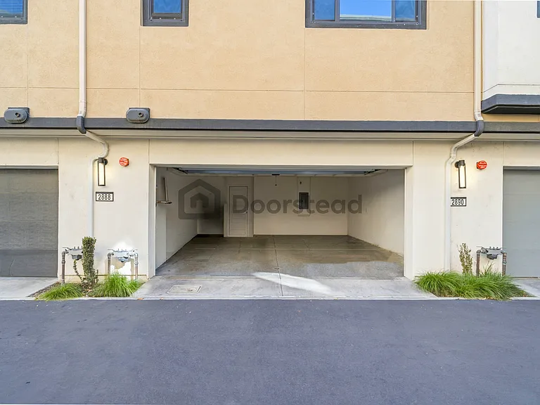 2888 N Glassell St — Photo 38