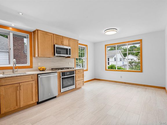 5th image of 14 Ridgeland Terrace
