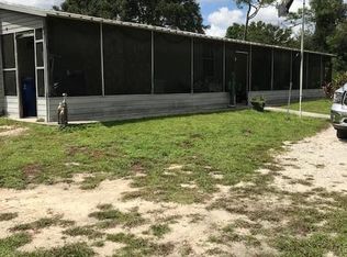 8460 Suncoast Dr, North Fort Myers, FL 33917