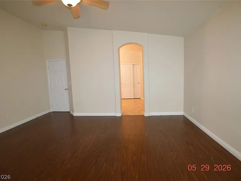 8398 Hollywood Hills Ave — Photo 8