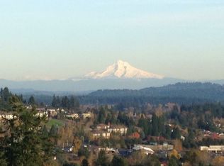 15284 SW Greenfield Dr, Tigard, OR 97224