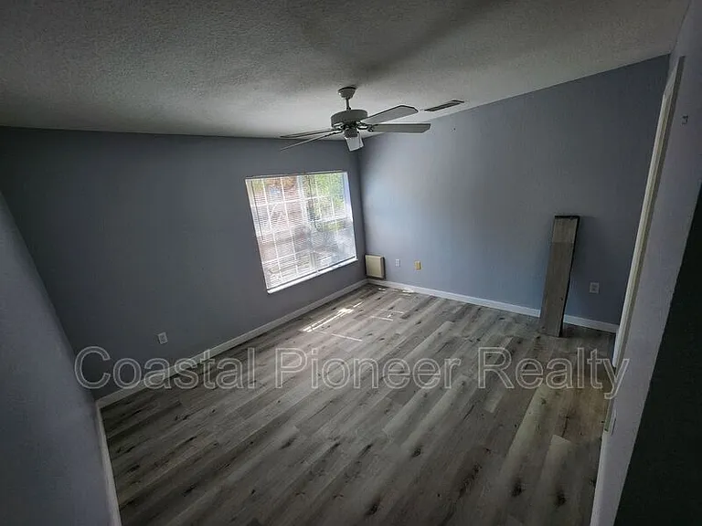 9232 Lake Chase Island Way — Photo 17