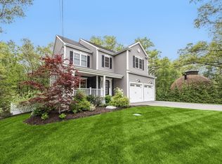 464 Paine Rd, North Attleboro, MA 02760