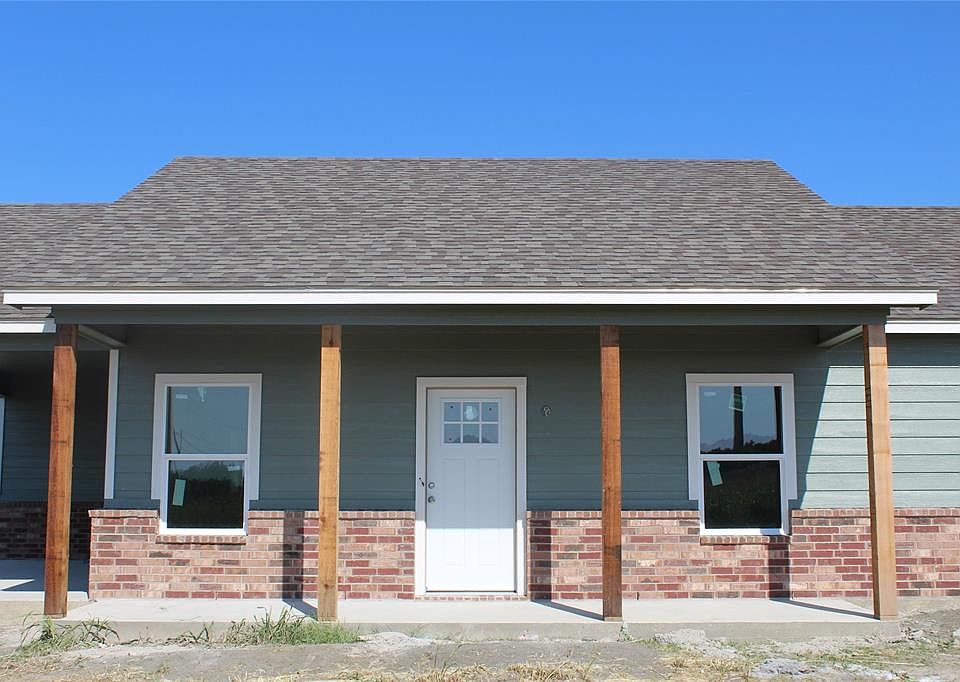 2nd image of 103 Don Ln