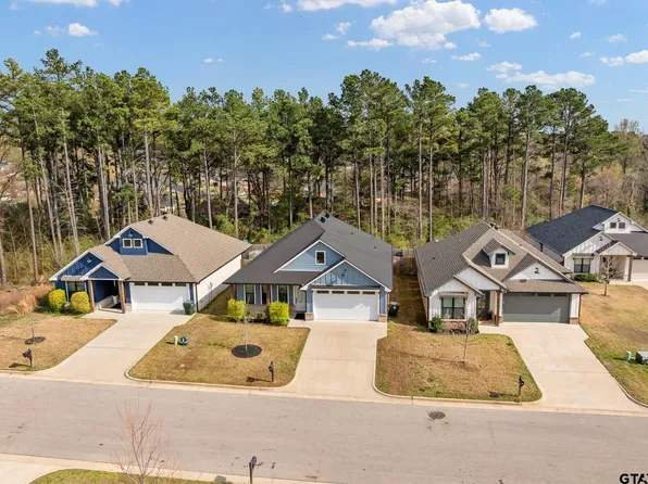 1672 Alamo Xing, Tyler, TX 75701