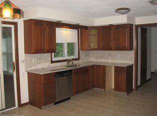 326 Parsonage St, Rocky Hill, CT 06067