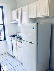 Rented by Roberto Guilbet, LREB