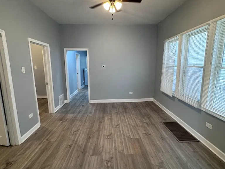 12219 S Lowe Ave — Photo 3