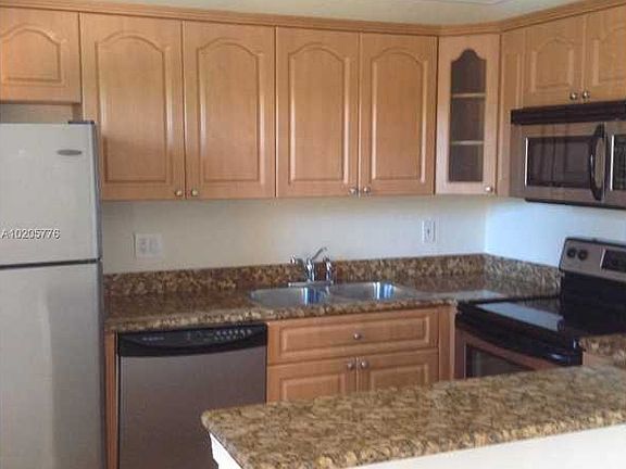 2nd image of 1401 NE 53rd St APT 205