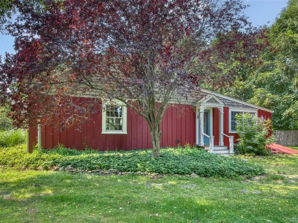 65 Ryder Farm Lane, Orient, NY 11957