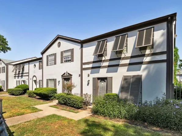 Springwood Park Apartments