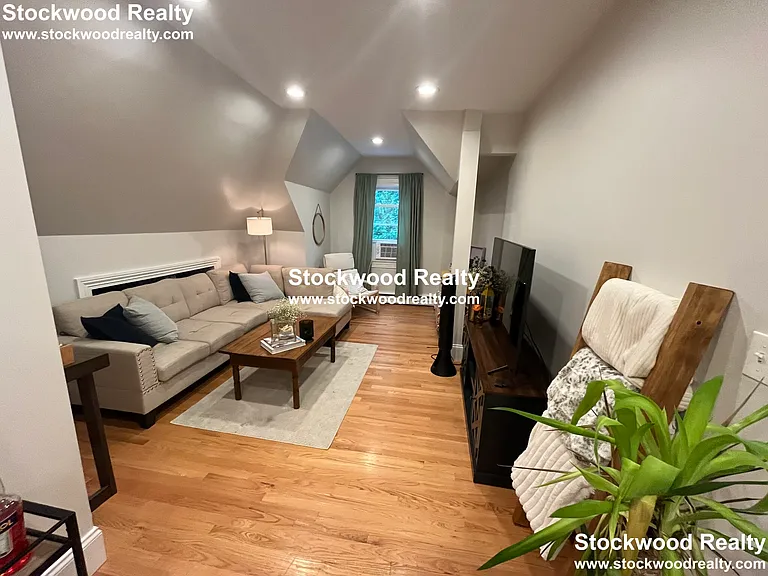 90 Lyndhurst St #5 — Photo 42