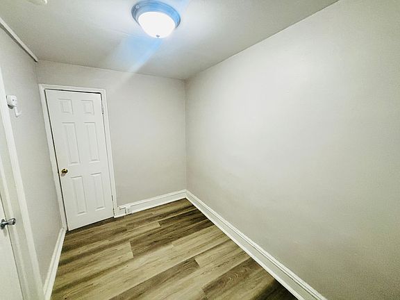 5th image of 632 Bergen Ave #B6e