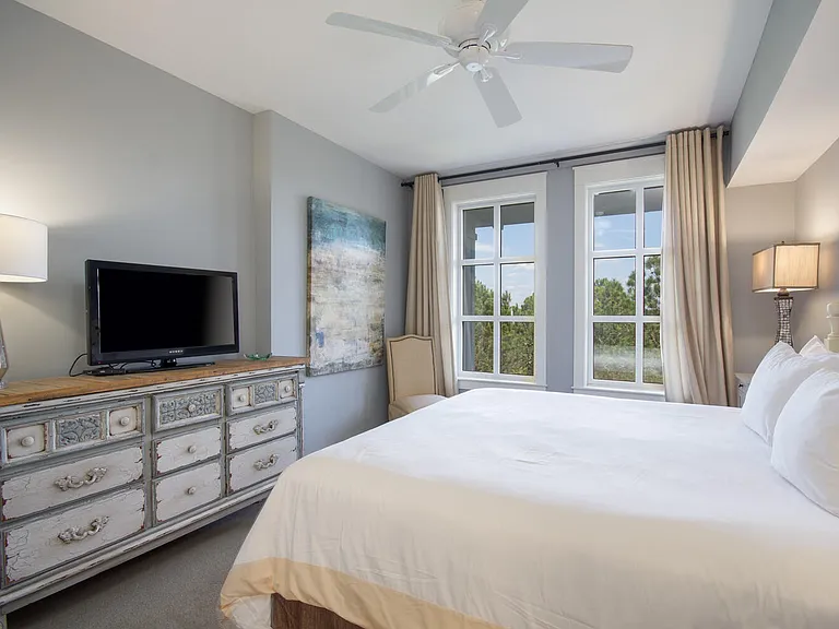 9300 Baytowne Wharf Blvd #527 — Photo 14
