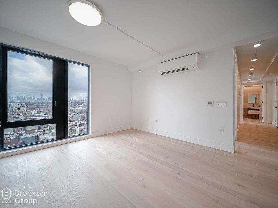 1st image of 54 W 125th St #405