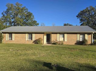 615 E Pedigo Ave, Foley, AL 36535