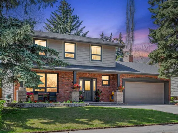 7316 E Kananaskis Dr SW, Calgary, AB T2V 2N2