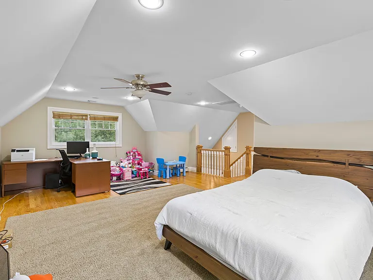 27 Ringwood Ln — Photo 15