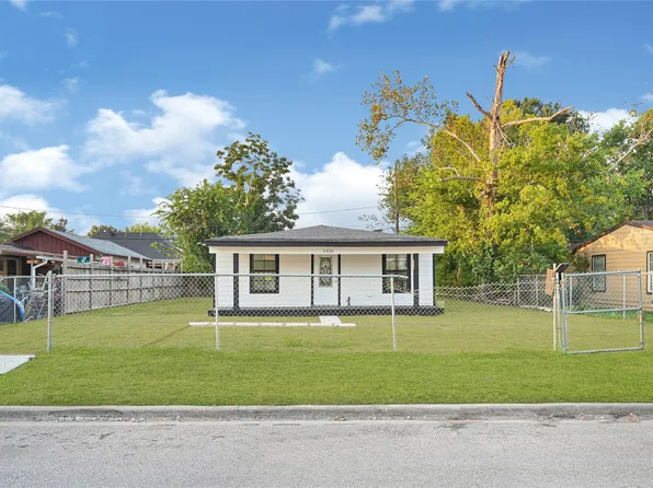 1426 17th St, Galena Park, TX 77547