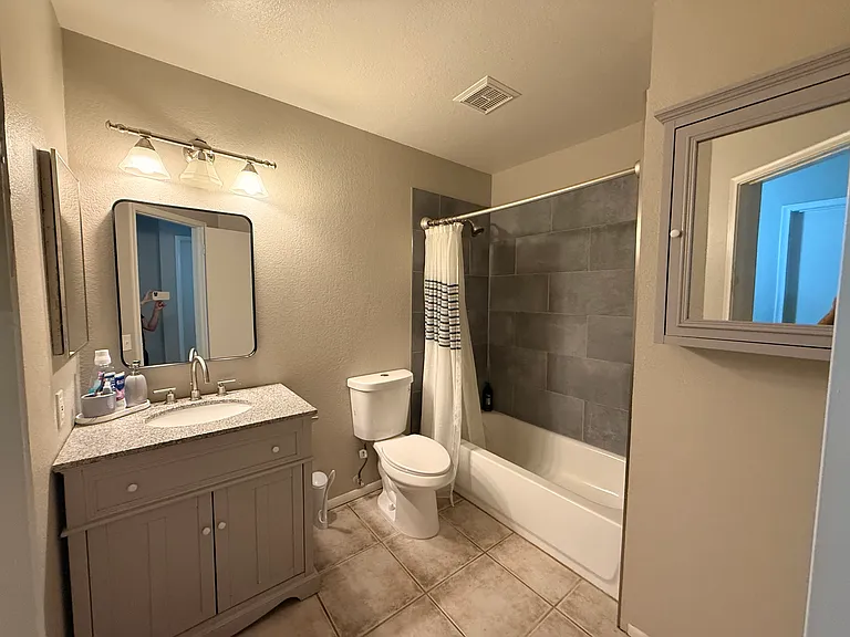 1769 N Central Dr — Photo 4