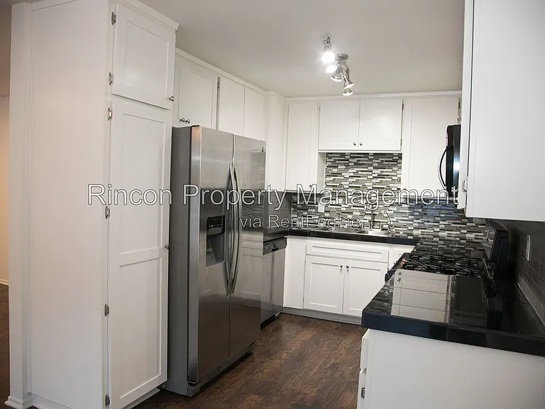 584 Doyle Ln — Photo 9