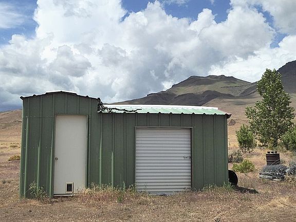 Pumphouse and shed.