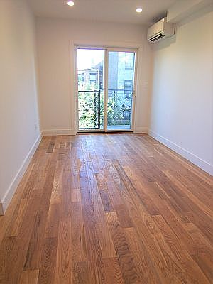 4th image of 129 Quincy St APT 3