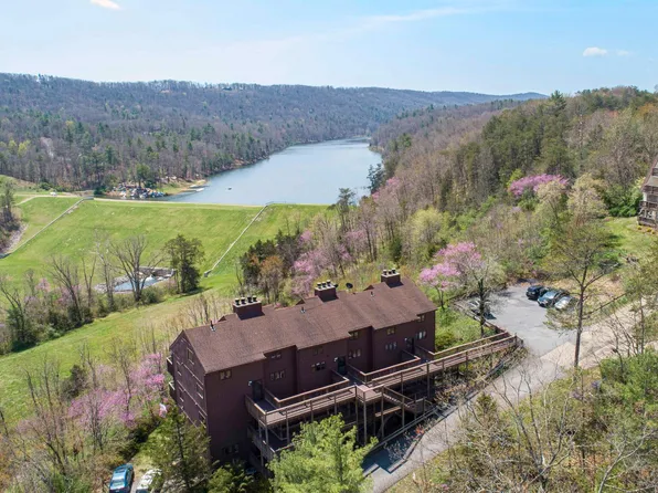 426 The Hill Rd #31-A, Basye, VA 22810