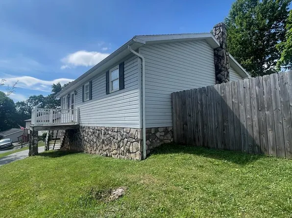 101 Bish Ave, Princeton, WV 24740