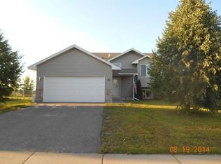 1860 Joes Lake Rd SE, Cambridge, MN 55008