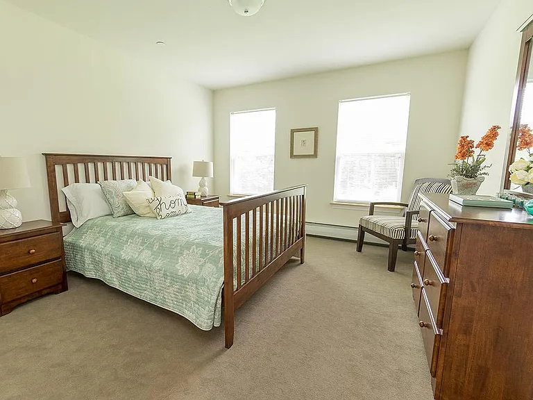 Quail Hollow Senior Living Community — Photo 2