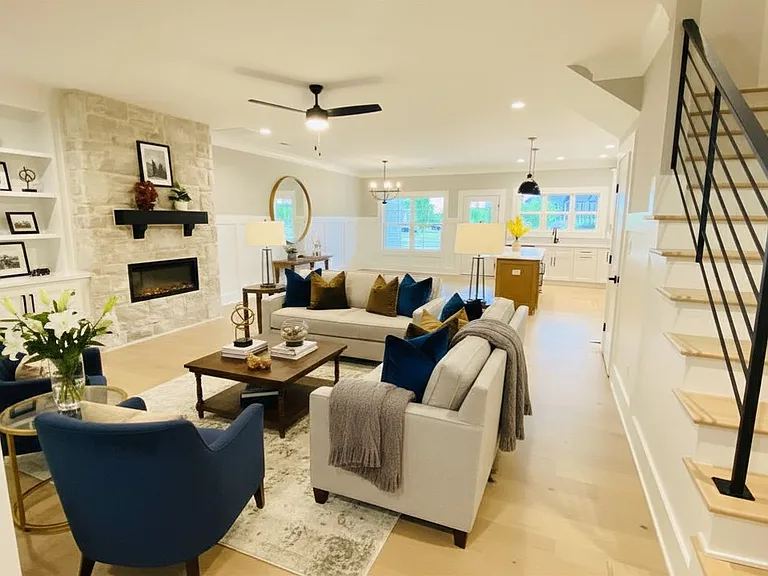 1014 Landon Ct — Photo 3