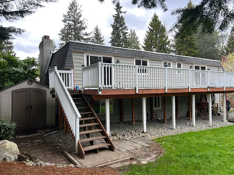 Huge deck