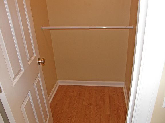 5th image of 168 Dunbar Ln APT 1
