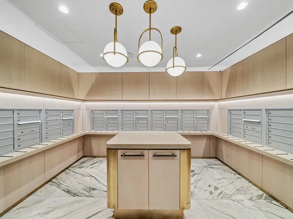 90 John Street image 8 of 8