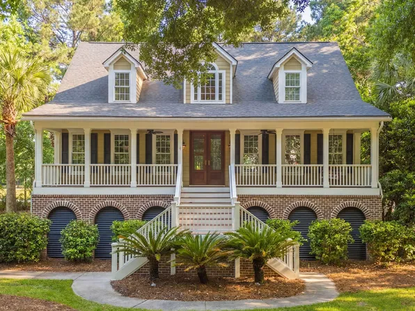 3868 Colonel Vanderhorst Cir, Mount Pleasant, SC 29466