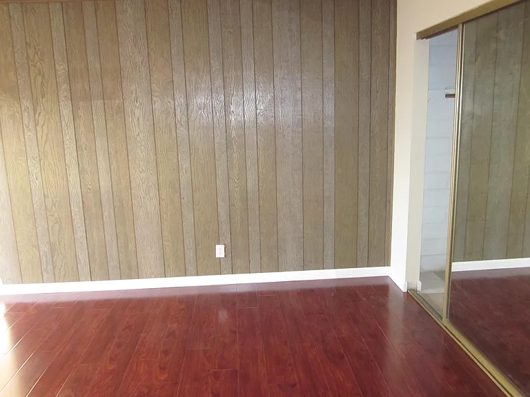 32904 Lake Bluestone St — Photo 2