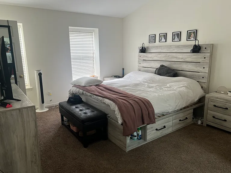 1453 Glenview Dr — Photo 13
