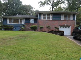 1830 Edgehill Dr, Bessemer, AL 35023