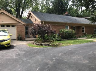 831 W Montclaire Ave, Glendale, WI 53217