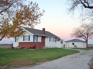 28290 Jones Rd, Girard, IL 62640