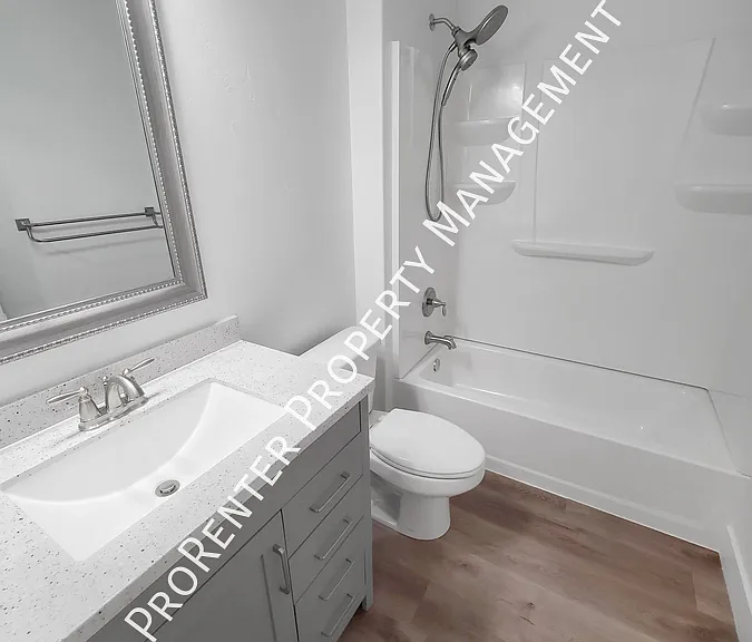 1509 W 450 S — Photo 36