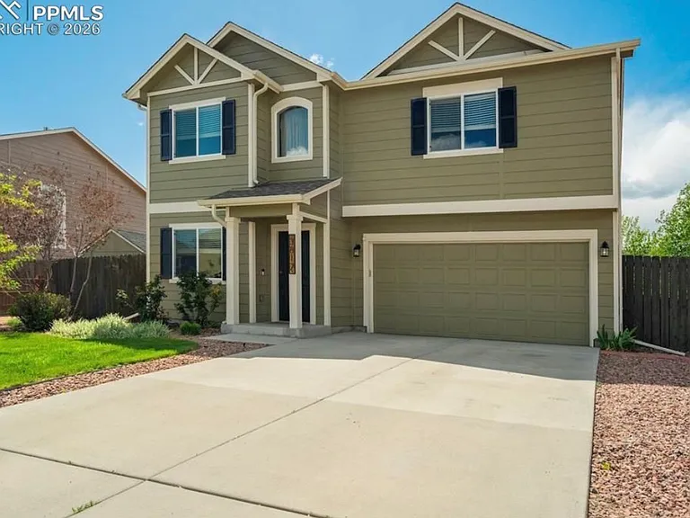 3812 Chia Dr — Photo 1