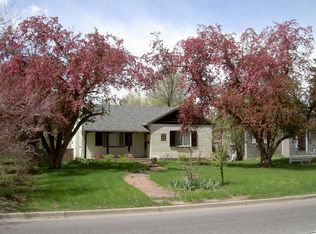 1325 Monaco Pkwy, Denver, CO 80220