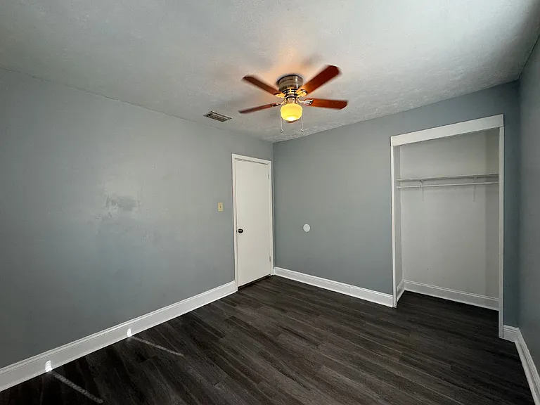 5117 Douglas St #A — Photo 13