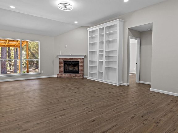 4th image of 15631 Brittain Ct