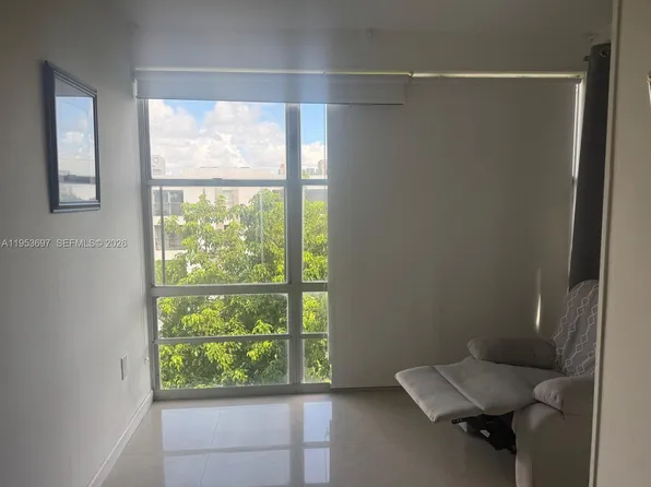 200 177th Dr APT 507, Sunny Isles Beach, FL 33160