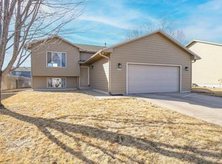 7805 W 44th St, Sioux Falls, SD 57106